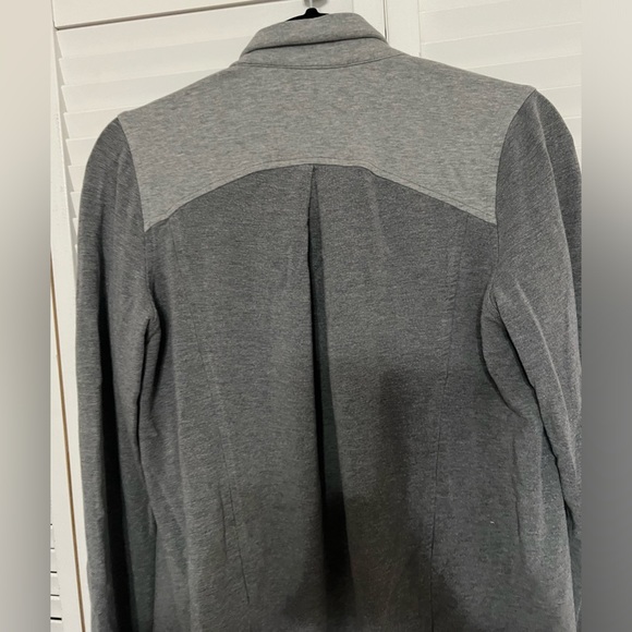 LULULEMON Grey Cardigan with pockets 6 - Picture 3 of 5
